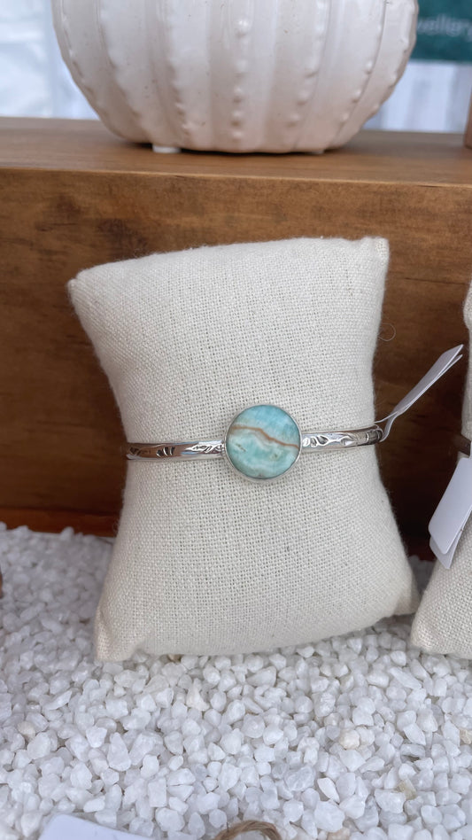Isla Caribbean Calcite Cuff