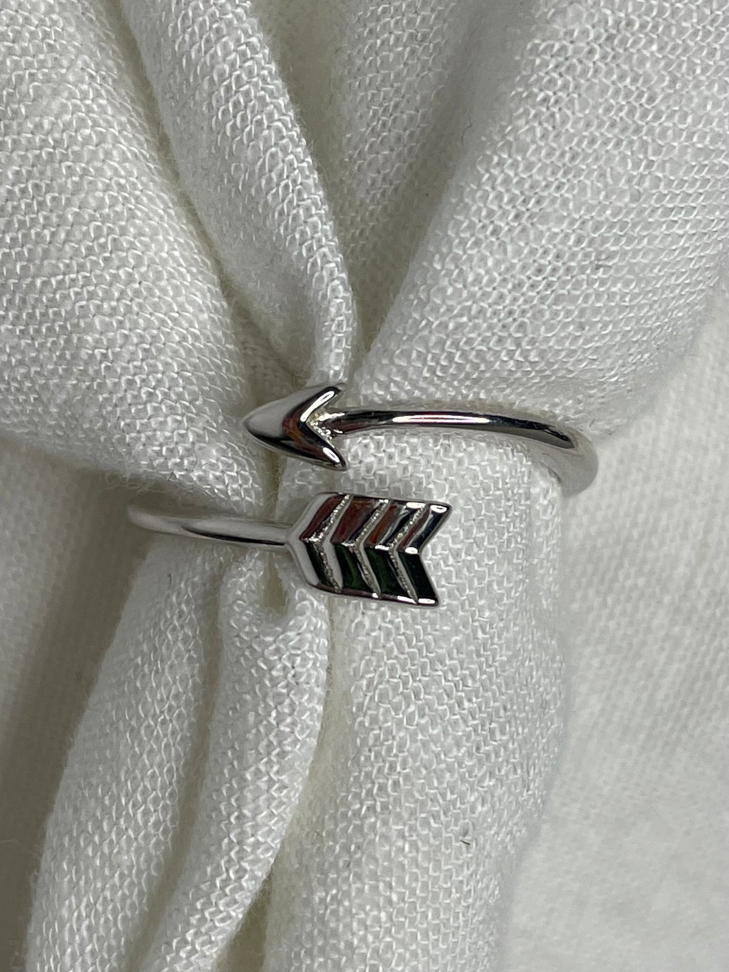 Arrow Ring